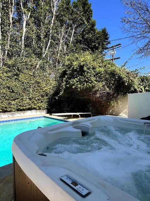 Stylish Mediterranean Villa, Pool, Jacuzzi, Hollywood & Malibu Bliss Los Angeles Exterior foto